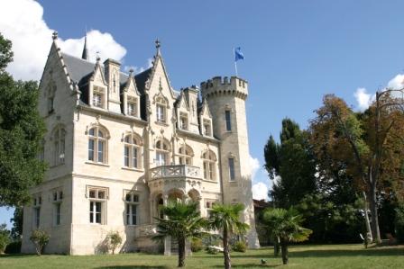 Château Bellevue AOC Blaye - Côtes de Bordeaux Tinto sm