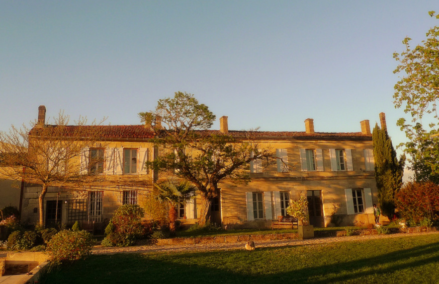 Château Belair l'Escudier AOC Côtes de Bourg Red 2019
